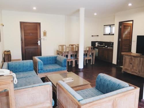 Deluxe Suite
