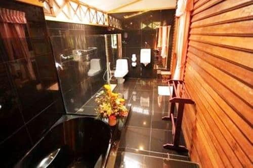 Deluxe Bungalow with Garden View