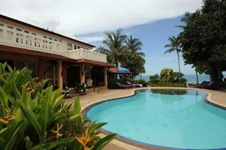 One-Bedroom Suite with Sea View