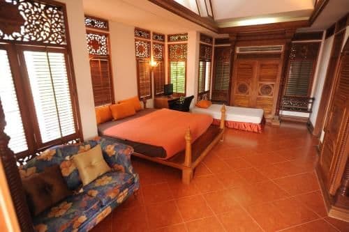 Deluxe Bungalow with Garden View
