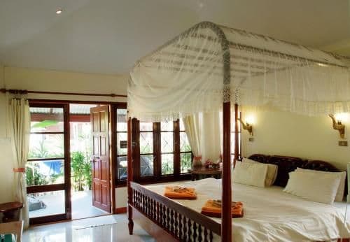 Standard Bungalow with Garden View