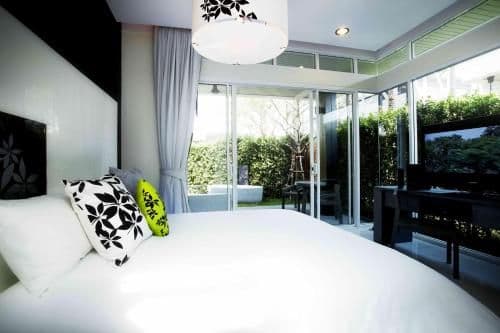Luxury Suite with Private Garden