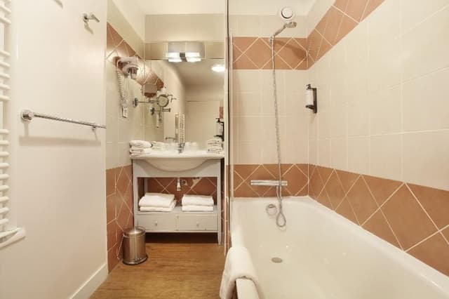 APARTMENT CAPACITY 4