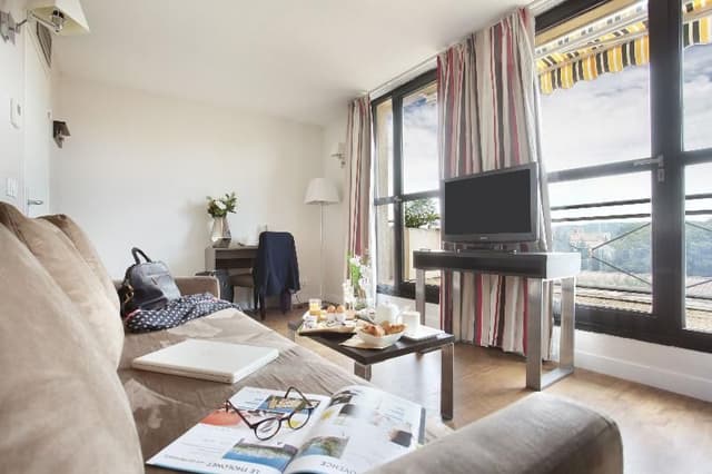 APARTMENT CAPACITY 4