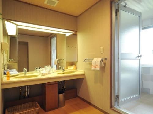 Standard  Room with Mountain View