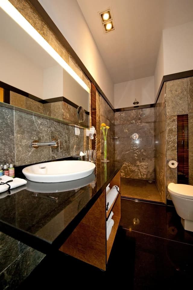 SUITE STANDARD