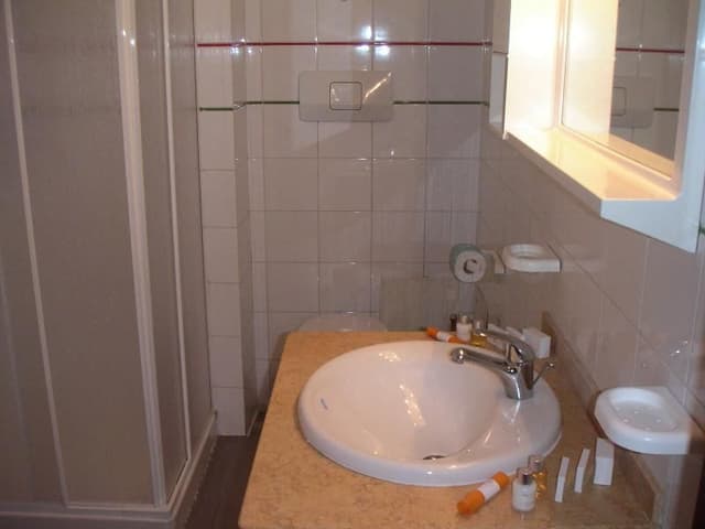 DOUBLE SINGLE USE STANDARD