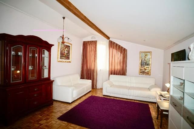 APARTMENT CAPACITY 5 TWO BEDROOMS