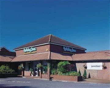 HOLIDAY INN HIGH WYCOMBE M40, JCT. 4 HOLIDAY INN HIGH WYCOMBE M40, JCT. 4