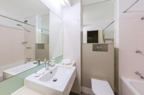 King and Single Room