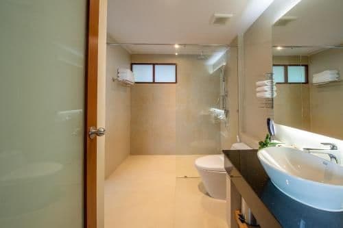 VILLA WITH PRIVATE POOL