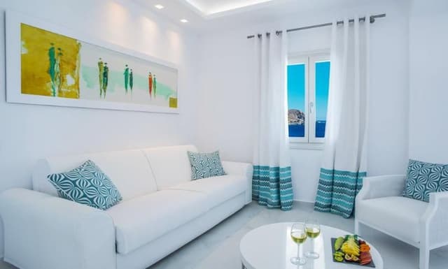 SUITE DELUXE WITH JACUZZI