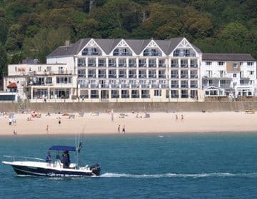 Golden Sands Hotel