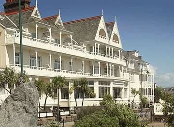 Ommaroo Hotel