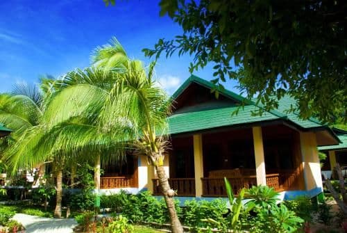 Deluxe Queen Bungalow