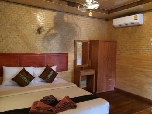 Superior Double Bungalow with Air Conditioning