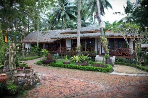 Family Villa (4 Adults)
