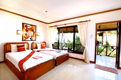 Family Villa (4 Adults)