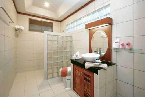 Family Villa (4 Adults)