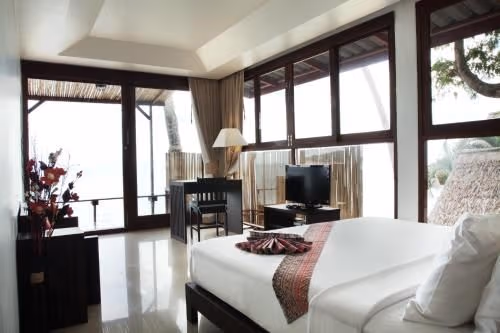 One-Bedroom Suite - Beach Front
