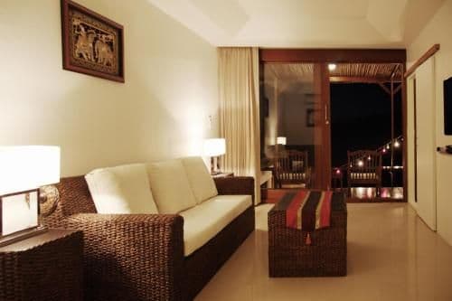 One-Bedroom Suite - Beach Front