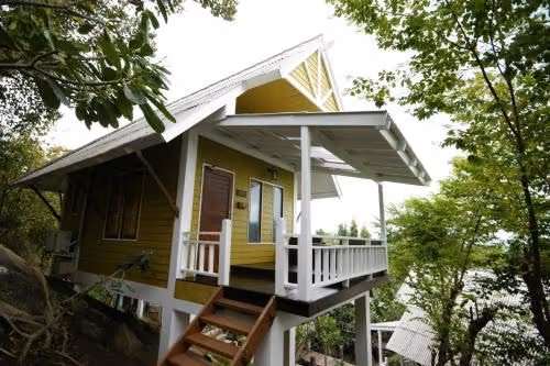 Hillside Bungalow