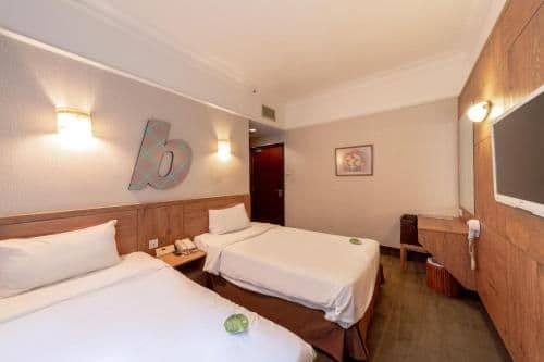Staycation Offer - Superior Room Free Upgrade to Deluxe Room