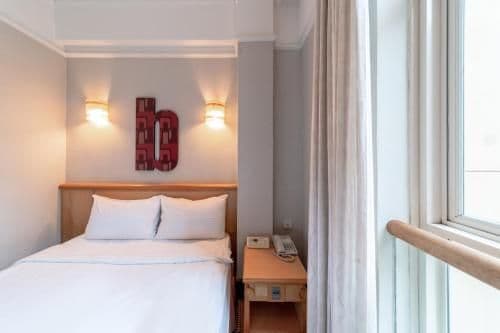 Superior Queen Room