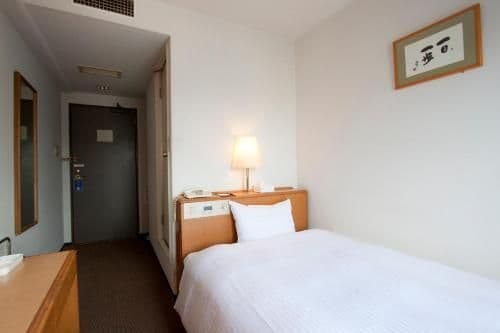 Adjacent Single Rooms - Non-Smoking