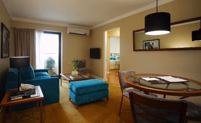 SUITE EXECUTIVE