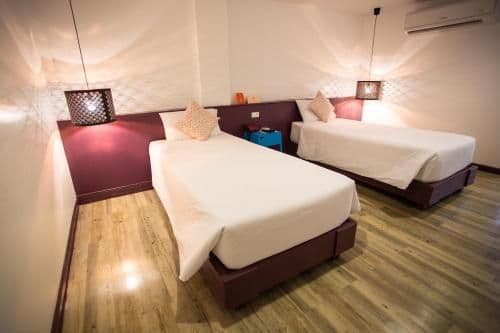 Modern Superior Room with First Club Access