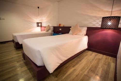Modern Deluxe Triple Room with First Club Access
