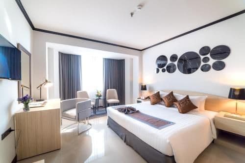 Large Double or Twin Room