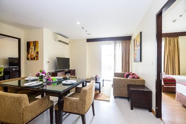 SUITE TWO BEDROOMS