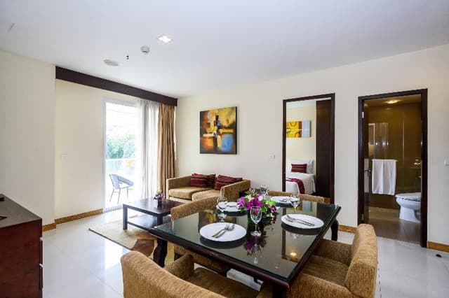 SUITE TWO BEDROOMS