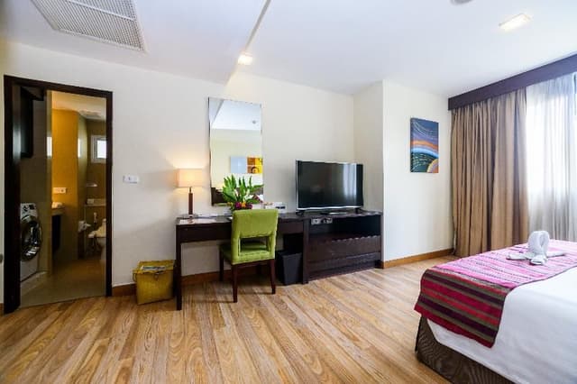 SUITE TWO BEDROOMS