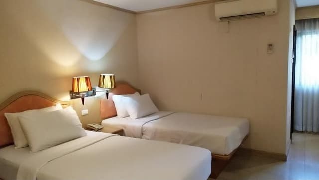 SUITE CAPACITY 4