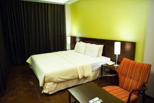 Deluxe King Room