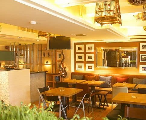 โรงแรมไดมอนด์ เฮ้าส์