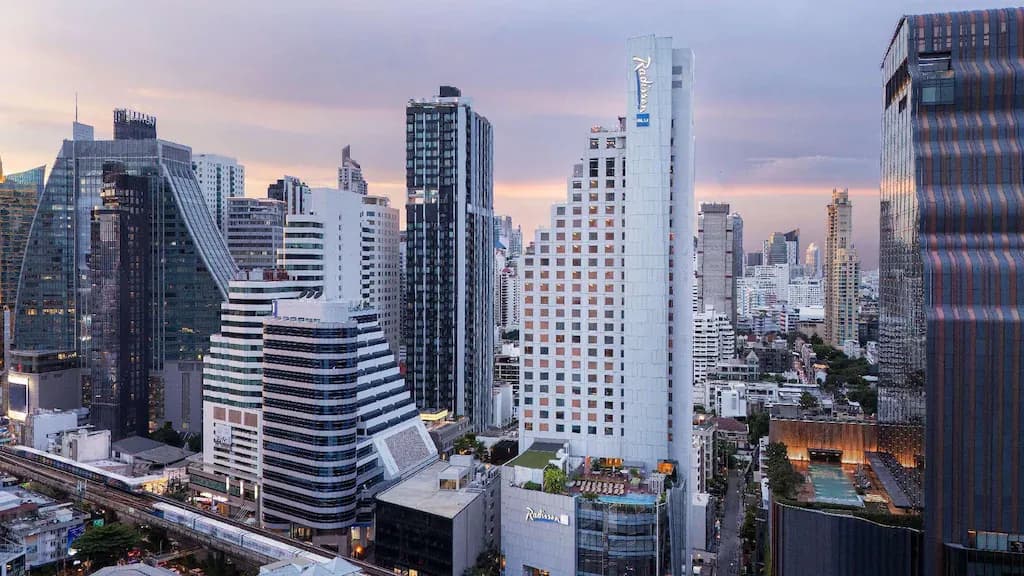 โรงแรมเรดิสัน บลู พลาซา กรุงเทพฯ