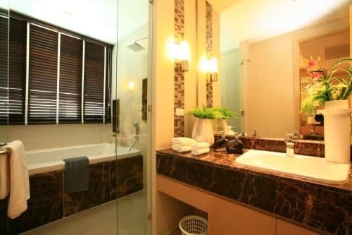 Grand Deluxe One-Bedroom Apartment