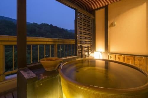 Japanese-Style Family Room with Open-Air Bath