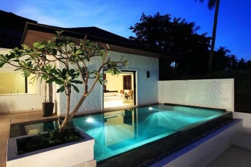 Grand Pool Suite Beachfront