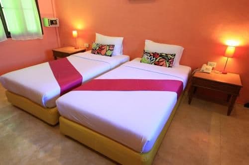 Standard Twin Room with Garden View