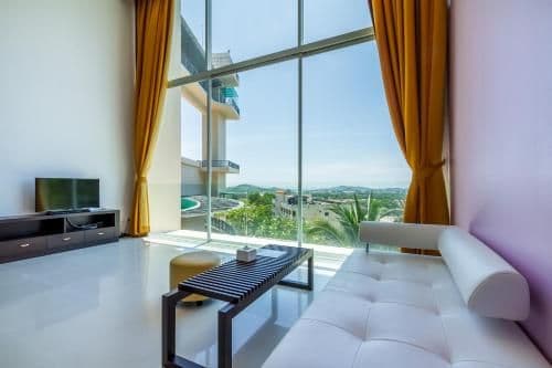 Executive Studio