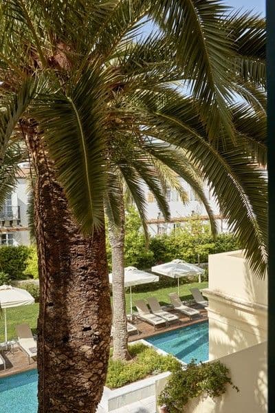 Double or Twin DELUXE GARDEN VIEW