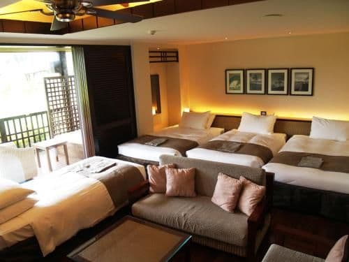 Executive Twin Room with Extra Bed and Club Lounge Access - Non-Smoking