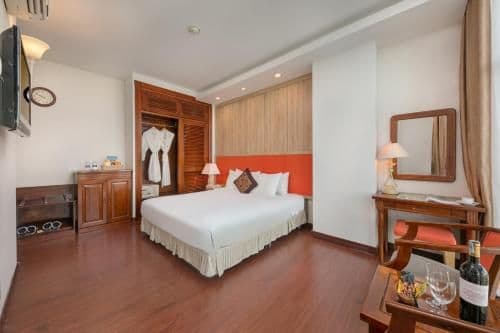 Executive King Bed Room with Han River View