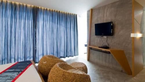 XL Suite triple