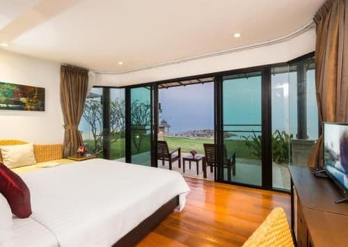 Villa - Beach Front